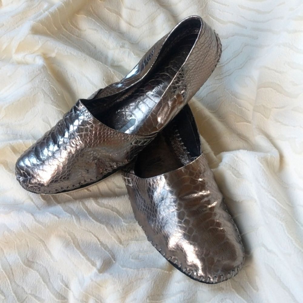 BCBG Xavier Flats Bronze Size 7.5
